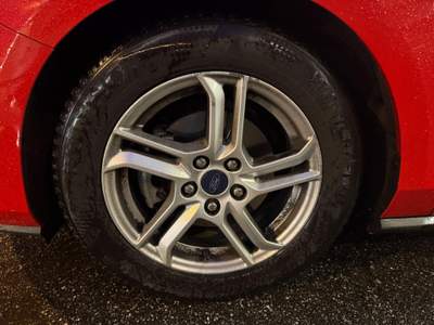 Ford Focus 1.5  120 CV 5p. Business  UNICO PROPRIETARIO Rosso usata COLOGNO MONZESE