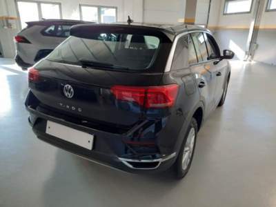 Volkswagen T-Roc 1.6 TDI SCR Business BlueMotion Technology Nero usata San Vito dei Normanni