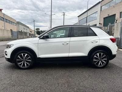 Volkswagen T-Roc 1.0 TSI 116cv Bianco usata Fonte Nuova