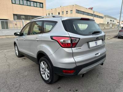 Ford Kuga 1.5 TDCI 120cv S&S 2WD Powershift Titanium Grigio usata Fonte Nuova