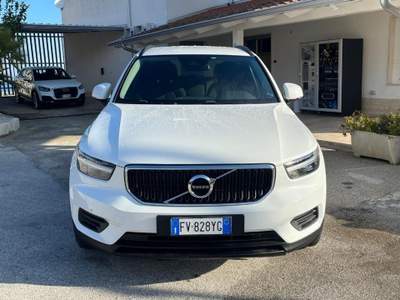 Volvo XC40 D3 AWD Geartronic Bianco usata Alcamo