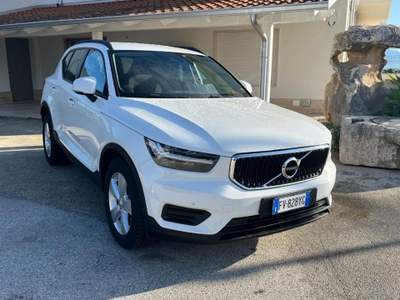 Volvo XC40 D3 AWD Geartronic Bianco usata Alcamo