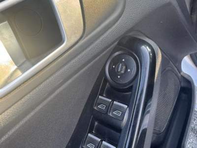 Ford Fiesta 1.4 5p. Bz.- GPL Titanium Grigio usata Gaglianico