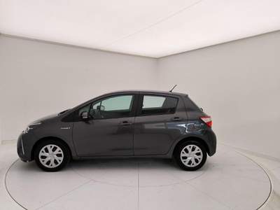 Toyota Yaris 1.5 5 porte Active Grigio usata San Martino Siccomario