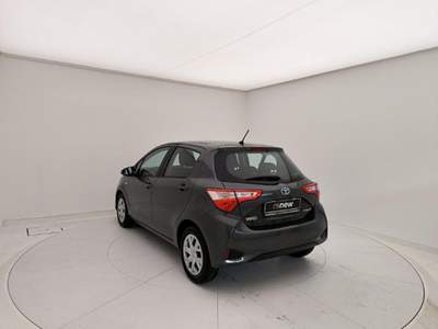 Toyota Yaris 1.5 5 porte Active Grigio usata San Martino Siccomario