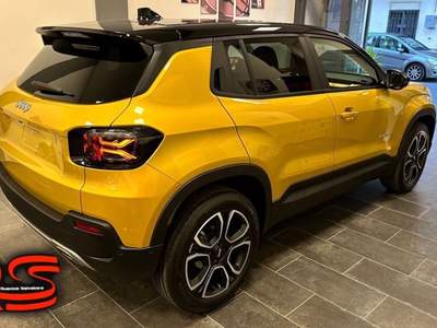 Jeep Avenger 1.2 Turbo Summit Pronta Consegna da Immatricolare Nero usata Militello in Val di Catania