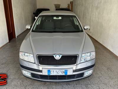 Skoda Octavia 1.9 TDI DSG Elegance Grigio usata Militello in Val di Catania