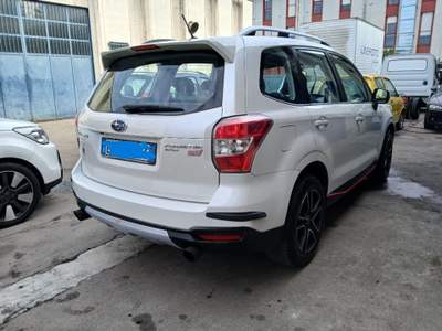 Subaru Forester 2.0i BI-Fuel Exclusive Grigio usata Pieve Emanuele