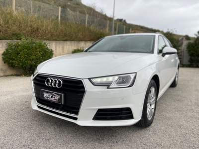 Audi A4 Avant 2.0 TDI 150 Cv Ultra Business Bianco usata Valderice