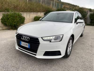 Audi A4 Avant 2.0 TDI 150 Cv Ultra Business Bianco usata Valderice