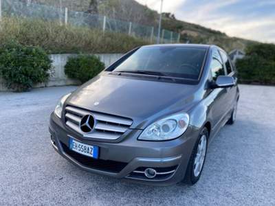 Mercedes-Benz Classe B CDI Executive Grigio usata Valderice