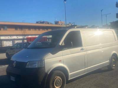 Volkswagen Transporter Transporter t5 Grigio usata Cinisello Balsamo