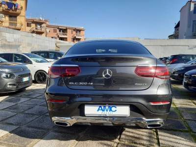 Mercedes-Benz GLC de 4Matic Plug-in hybrid Coupé Premium Nero usata Pompei