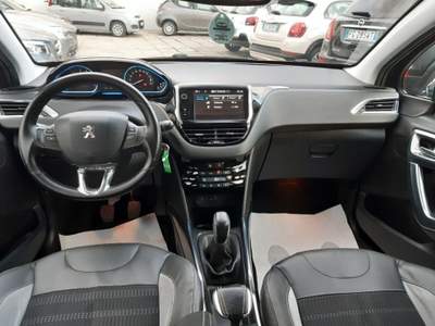 Peugeot 2008 PureTech 82 Allure Grigio usata Pompei