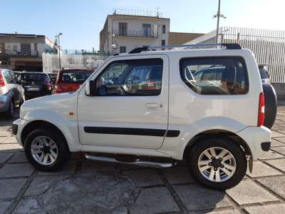 Suzuki Jimny 1.3i 16V cat 4WD Special Bianco usata Pompei