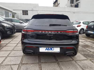 Porsche Macan 2.0 Nero usata Pompei