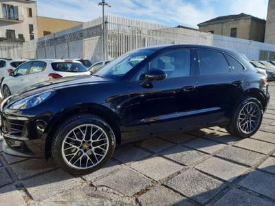 Porsche Macan 2.0 Nero usata Pompei