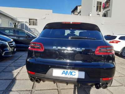 Porsche Macan 2.0 Nero usata Pompei