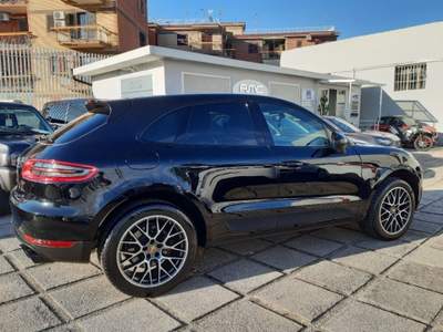 Porsche Macan 2.0 Nero usata Pompei
