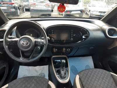Toyota Aygo 1.0 VVT-i 72 CV 5 porte Lounge Air S-CVT Bronzo usata Pompei