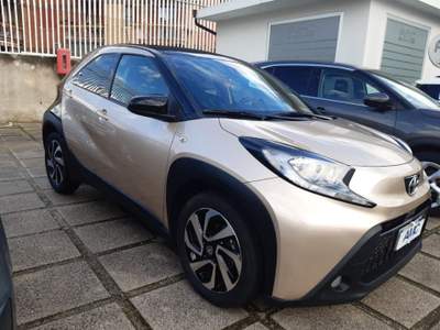 Toyota Aygo 1.0 VVT-i 72 CV 5 porte Lounge Air S-CVT Bronzo usata Pompei