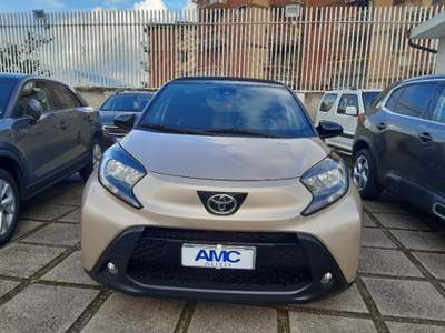 Toyota Aygo 1.0 VVT-i 72 CV 5 porte Lounge Air S-CVT Bronzo usata Pompei