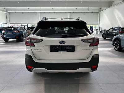 Subaru Outback 2.5i Lineartronic Premium**PRONTA CONSEGNA***GPL** Bianco usata Padova