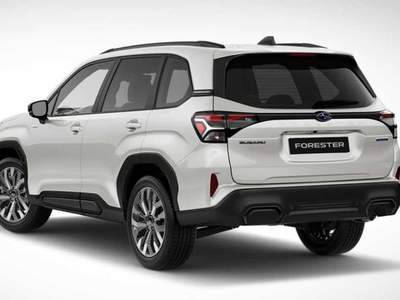 Subaru Forester 2.0 e-Boxer MHEV CVT Lineartronic 4dventure Bianco usata Padova