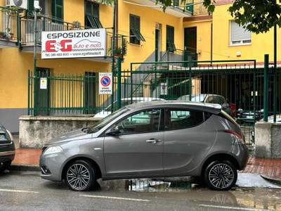 Lancia Ypsilon 1.0 Hybrid Gold NESSUN VINCOLO DI FINANZIAMEN Grigio usata Albisola Superiore