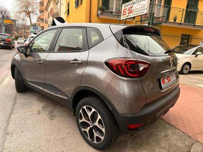 Renault Captur TCe 12V 90 CV Sport Edition Grigio usata Albisola Superiore