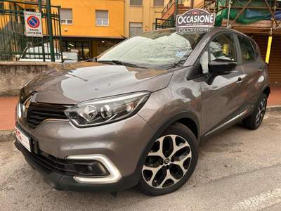 Renault Captur TCe 12V 90 CV Sport Edition Grigio usata Albisola Superiore