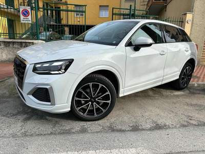Audi Q2 30 TDI S tronic Business Advanced MATRIX 18" Bianco usata Albisola Superiore