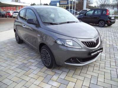 Lancia Ypsilon 1.0 FireFly 5 porte S&S Hybrid Gold Grigio usata Preganziol