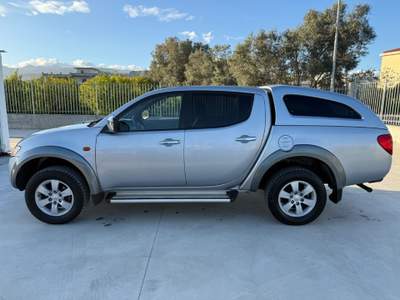 Mitsubishi L200 2.5 DI-D/136CV Double Cab Invite Grigio usata Bianco