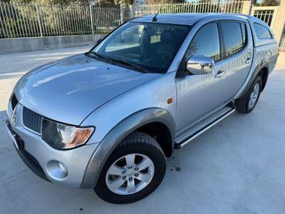 Mitsubishi L200 2.5 DI-D/136CV Double Cab Invite Grigio usata Bianco