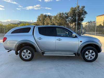 Mitsubishi L200 2.5 DI-D/136CV Double Cab Invite Grigio usata Bianco