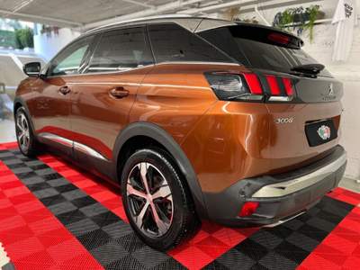 Peugeot 3008 UNICOPROPRIETARIO - PARI AL NUOVO - POCHISSIMI KM Arancione usata TREVIOLO