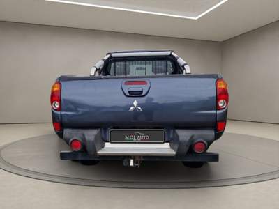 Mitsubishi L200 2.5 DI-D/136CV Club Cab Inv. Plus Grigio usata Tertenia