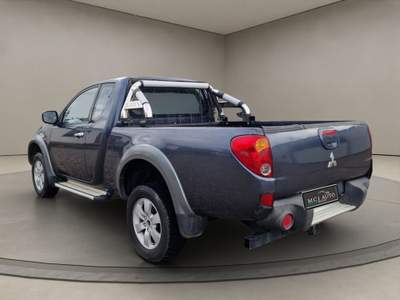 Mitsubishi L200 2.5 DI-D/136CV Club Cab Inv. Plus Grigio usata Tertenia
