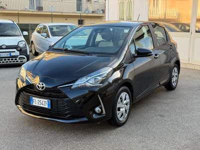Toyota Yaris 1.0 5 porte Active Nero usata Alcamo