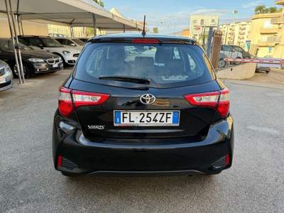 Toyota Yaris 1.0 5 porte Active Nero usata Alcamo