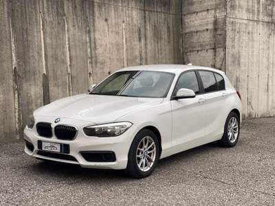 BMW Serie 1 116i i 5p. Urban Neopatentati Bianco usata ARGEGNO