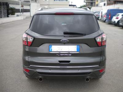 Ford Kuga 2.0 TDCI 180 CV S&S 4WD Powershift Vignale Grigio usata NAPOLI
