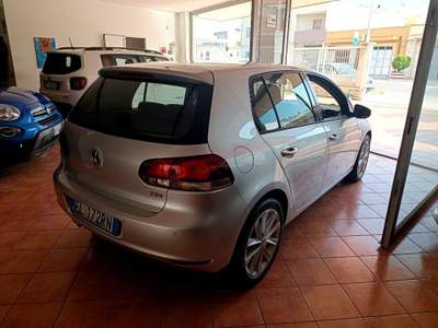 Volkswagen Golf Business 1.6 TDI 5p. Highline Grigio usata Fragagnano