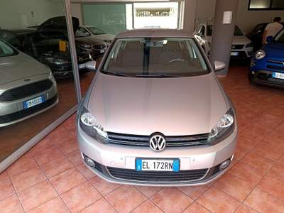 Volkswagen Golf Business 1.6 TDI 5p. Highline Grigio usata Fragagnano
