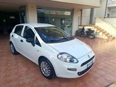 Fiat Punto 1.3 MJT II S&S 95 CV 5 porte Street Bianco usata Fragagnano