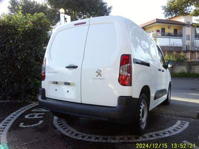 Peugeot Partner BlueHDi 130 S&S PL-DC Furgone Mobile Bianco usata NAPOLI