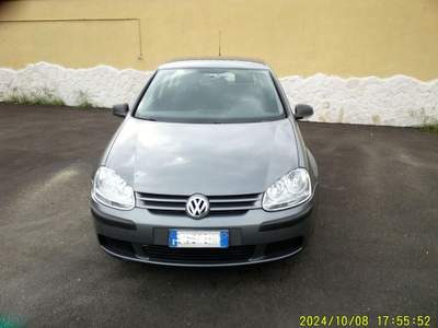 Volkswagen Golf 1.9 TDI DPF 4mot. 5p. Comforline Grigio usata NAPOLI