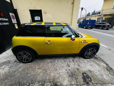 MINI One 1.4 16V One Giallo usata Collegno