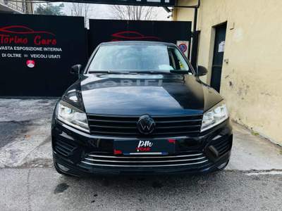 Volkswagen Touareg 3.0 TDI 204 CV tiptronic BlueMotion Techn. Executi Nero usata Collegno